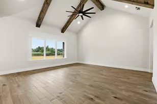 3201 Walnut Creek Pkwy, Granbury, TX 76049 - Photo 11
