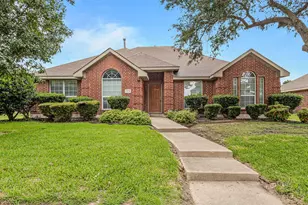 7413 Providence Dr, Rowlett, TX 75089 - Photo 1