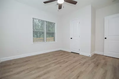 305 Ball Street, Tom Bean, TX 75491 - Photo 13