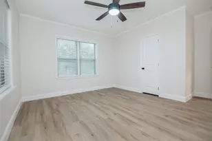 305 Ball St, Tom Bean, TX 75491 - Photo 15