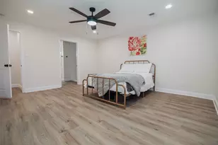 305 Ball St, Tom Bean, TX 75491 - Photo 19