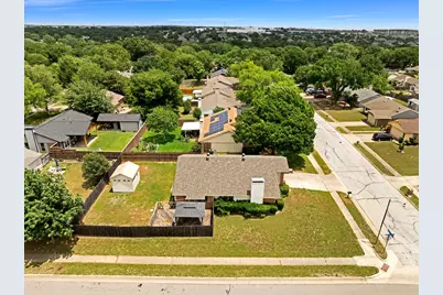 5901 Chisholm Trail, Haltom City, TX 76148 - Photo 23