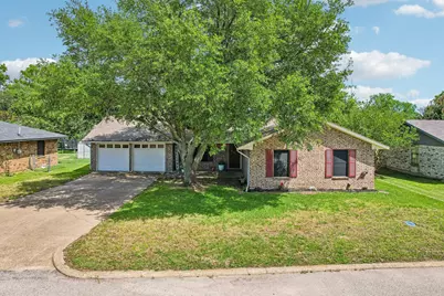 2051 Lisa Circle, Canton, TX 75103 - Photo 1