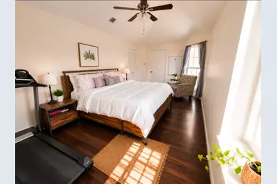 2125 Rose Cliff Lane, Carrollton, TX 75007 - Photo 9