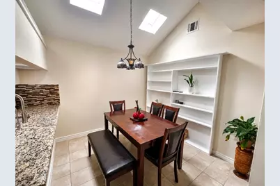 2125 Rose Cliff Lane, Carrollton, TX 75007 - Photo 3