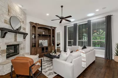 894 Starcreek Parkway, Allen, TX 75013 - Photo 9