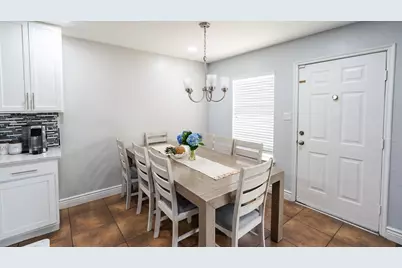 3036 Caballero Circle, Dallas, TX 75236 - Photo 11