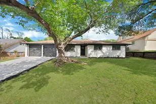 5617 Wharton Dr, Fort Worth, TX 76133 - Photo 3