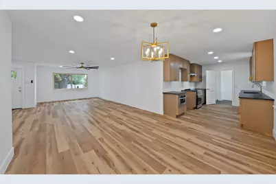 5617 Wharton Drive, Fort Worth, TX 76133 - Photo 5