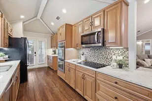 2012 Cripple Creek Ln, Lewisville, TX 75077 - Photo 13
