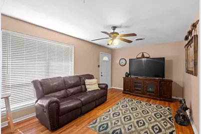 2022 Jerry Avenue, Denison, TX 75020 - Photo 5