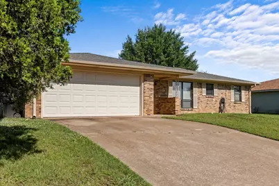 2022 Jerry Avenue, Denison, TX 75020 - Photo 3