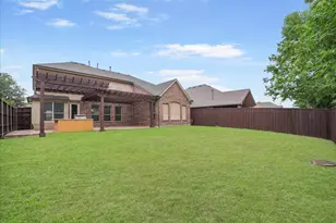 2407 Laguna Ln, Arlington, TX 76012 - Photo 35