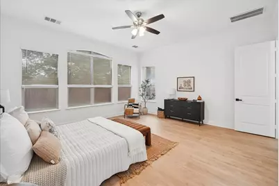 2407 Laguna Lane, Arlington, TX 76012 - Photo 17