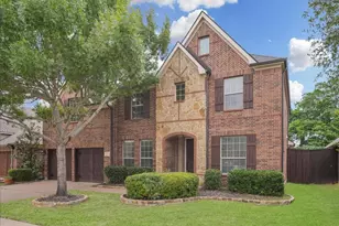 2407 Laguna Ln, Arlington, TX 76012 - Photo 1