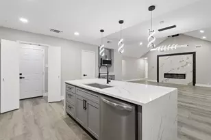 5600 Bogota Dr, North Richland Hills, TX 76180 - Photo 21