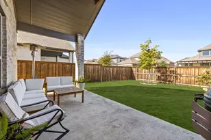 2270 English Ivy Rd, Frisco, TX 75033 - Photo 27