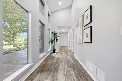413 Rochelle Boulevard, Irving, TX 75062 - Photo 7