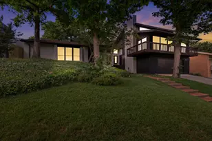 413 Rochelle Blvd, Irving, TX 75062 - Photo 1
