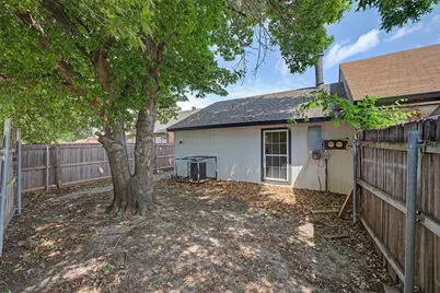 2506 Sunflower Drive, Arlington, TX 76014 - Photo 21