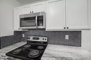2506 Sunflower Dr, Arlington, TX 76014 - Photo 5