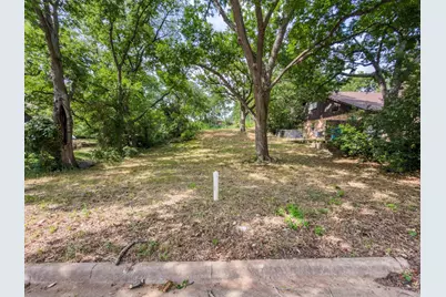 1213 W Texas Street, Denison, TX 75020 - Photo 11