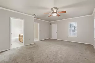 321 S Main St, Irving, TX 75060 - Photo 17