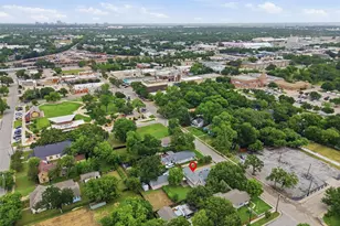 321 S Main St, Irving, TX 75060 - Photo 29