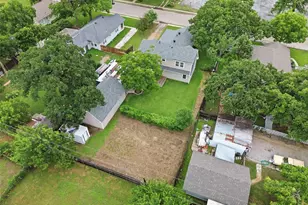321 S Main St, Irving, TX 75060 - Photo 33