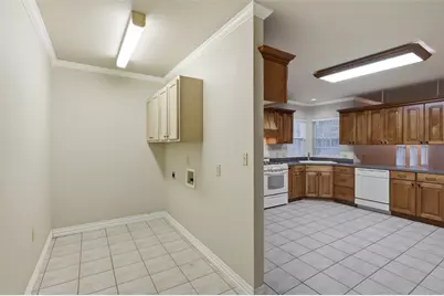321 S Main Street, Irving, TX 75060 - Photo 19