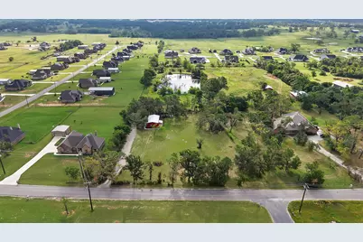 301 Sandlin Lane, Springtown, TX 76082 - Photo 11