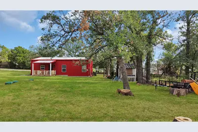 301 Sandlin Lane, Springtown, TX 76082 - Photo 7