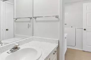 3 Dewberry Ct, Bedford, TX 76021 - Photo 15