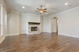 310 Desert Sky Dr, Waco, TX 76657 - Photo 5