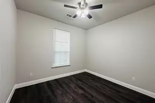 2415 San Gabriel Dr, Granbury, TX 76048 - Photo 13