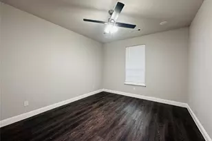 2415 San Gabriel Dr, Granbury, TX 76048 - Photo 9