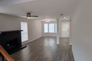 318 Spanish Moss Dr, Arlington, TX 76018 - Photo 3