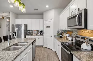 10625 High Ridge Ln, Fort Worth, TX 76108 - Photo 9