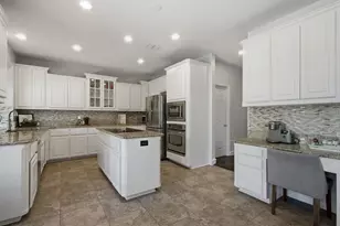 2706 Carterton Way, Flower Mound, TX 75022 - Photo 11