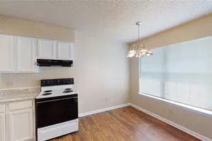 218 Renfro St, Grand Prairie, TX 75051 - Photo 9