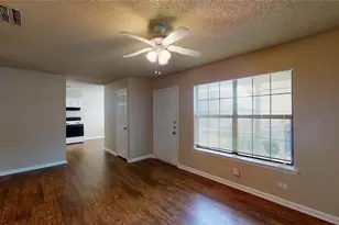 218 Renfro St, Grand Prairie, TX 75051 - Photo 3