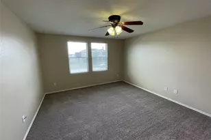 2912 Crimson Clover Dr, Lancaster, TX 75134 - Photo 17