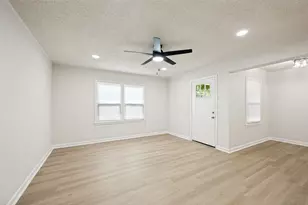 420 Arthur Dr, Hurst, TX 76053 - Photo 3