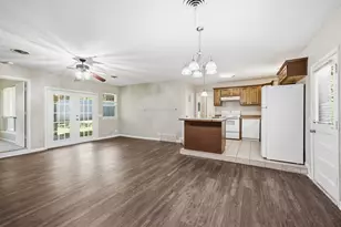 1117 Trailwood Dr, Hurst, TX 76053 - Photo 5