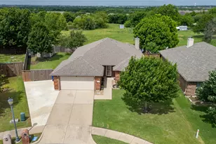 917 Zoe St, Royse City, TX 75189 - Photo 3