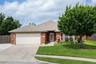 917 Zoe St, Royse City, TX 75189 - Photo 1