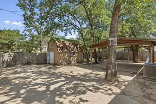 14605 Oakwood Ln, Balch Springs, TX 75180 - Photo 27