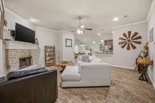123 Donna Cir, Granbury, TX 76049 - Photo 13