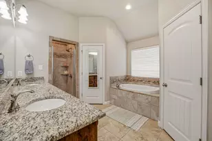 123 Donna Cir, Granbury, TX 76049 - Photo 19