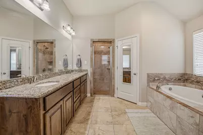 123 Donna Circle, Granbury, TX 76049 - Photo 15